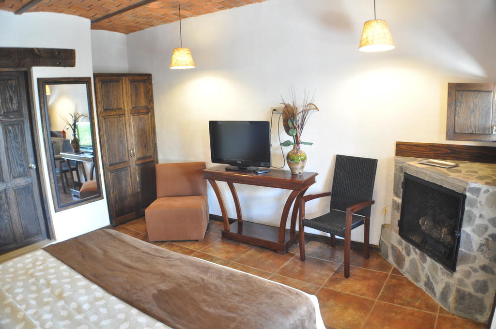 Hotel Villa Cassis Tapalpa Quarto foto