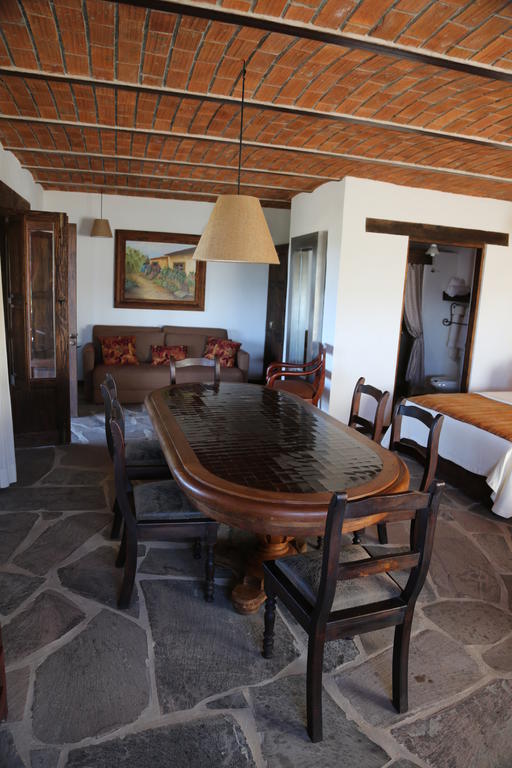 Hotel Villa Cassis Tapalpa Quarto foto