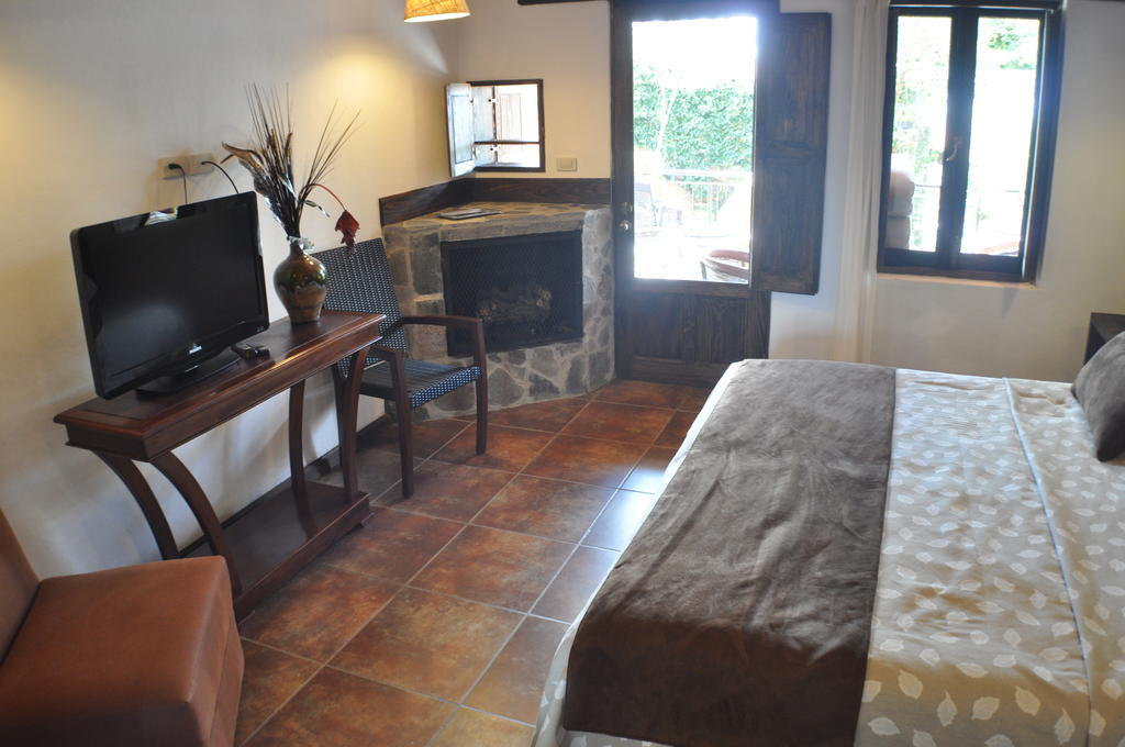 Hotel Villa Cassis Tapalpa Quarto foto