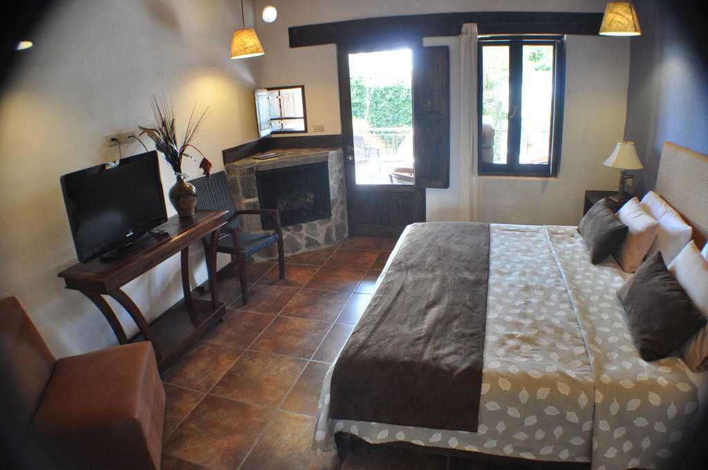 Hotel Villa Cassis Tapalpa Quarto foto